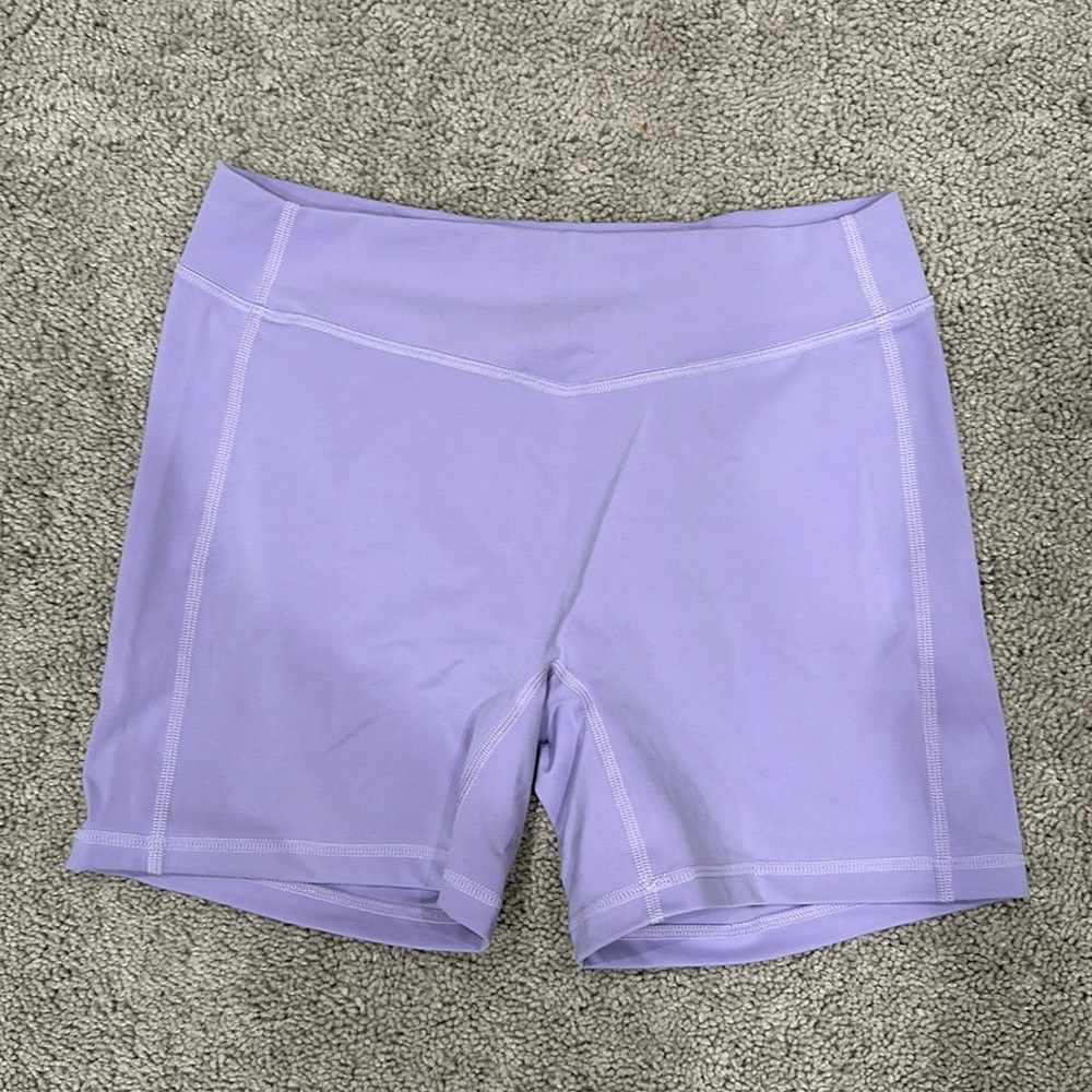For The Peach FTP Lavender Lilac Scrunch Bum High Waist Shorts (L)